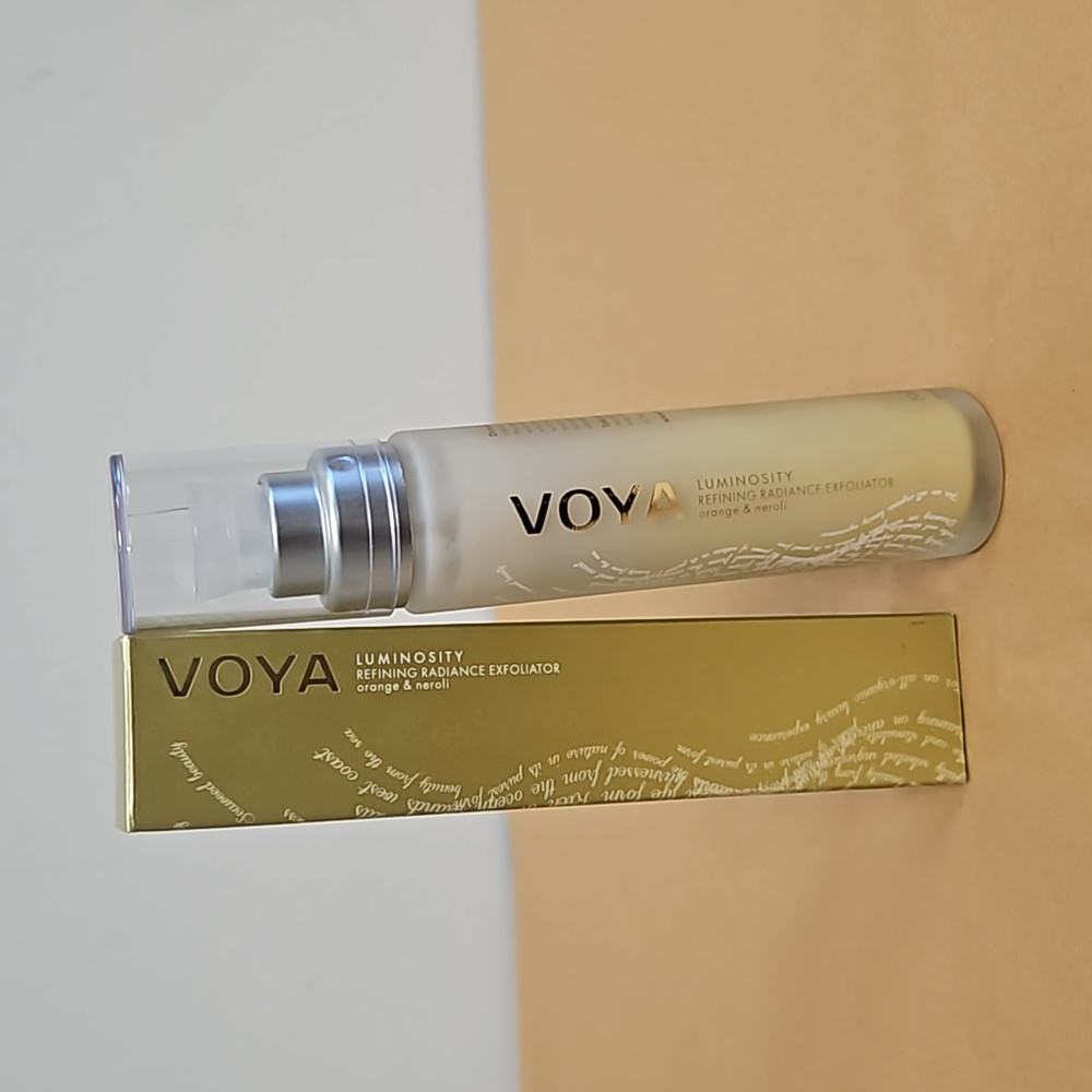 VOYA Luminosity Refining Radiance Exfoliator